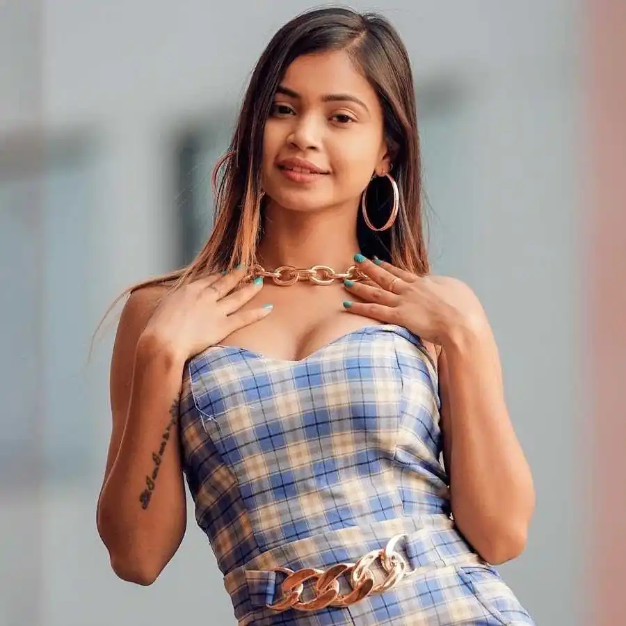 sona dey, sona dey age, sona dey biography, sona dey biography in hindi, sona dey birthday, sona dey boyfriend name, sona dey instagram, sona dey net worth, sona dey video, sona dey youtuber
